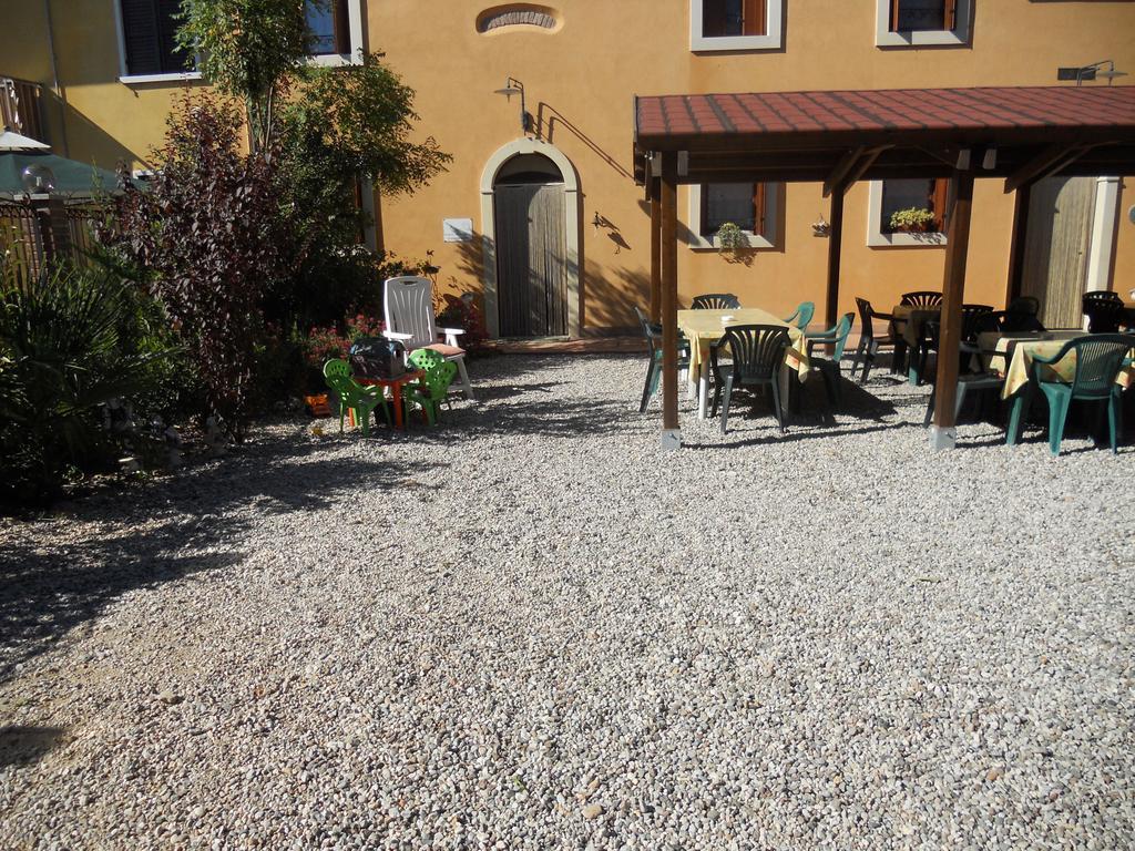 Agriturismo Le Mura Del Gherlo Villa Valeggio sul Mincio Eksteriør bilde